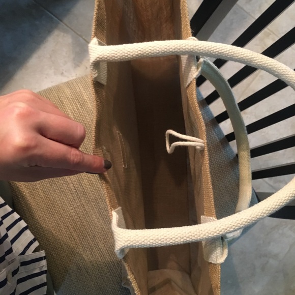 Cute open bag perfect for the beach - Picture 4 of 4